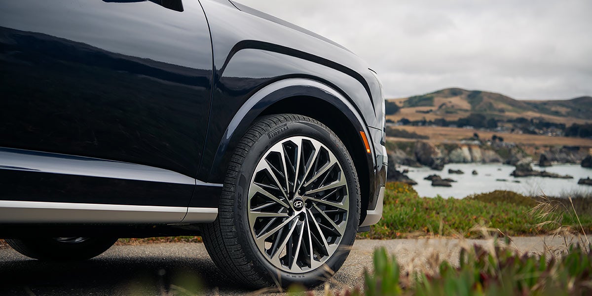 El SUV insignia de Hyundai que combina lujo, tecnología y espacio para todos.